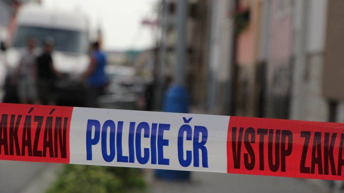 V Ostravě srazilo auto devadesátiletého muže, v nemocnici zemřel